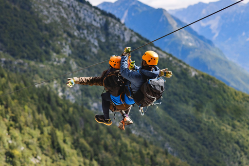 Zip-Flyer
